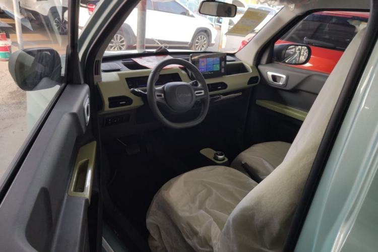 Used Geely Galaxy Panda 2024 Panda Mini 200km Endurance Bear
