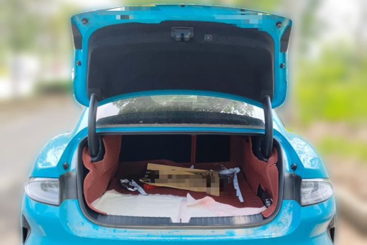 Used Xiaomi Auto SU7 2024 Four-Wheel Drive Ultra-Long Range Advanced Intelligent Driving Max Edition