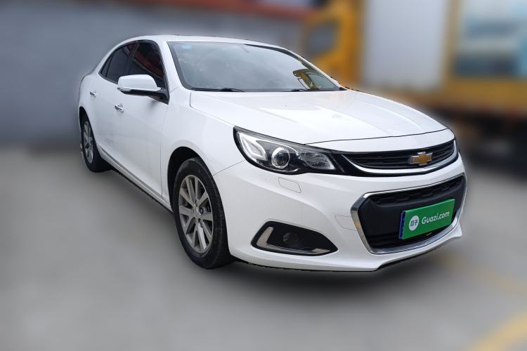 Used Chevrolet Malibu 2017 1.5T Automatic Luxury Edition Front Right 45 Deg
