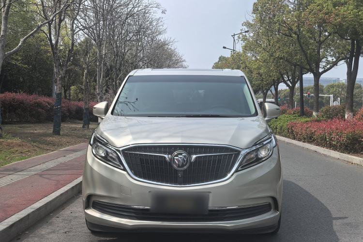 Used Buick GL8 2018 ES 28T Comfort Model China VI Standard