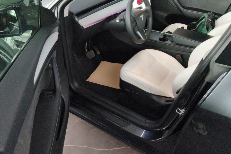 Used Tesla Model Y 2024 Rear-Wheel-Drive Version Driver Seat