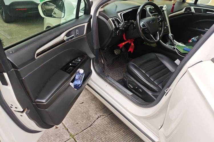 Used Ford Mondeo 2013 2.0L GTDi 200 Luxury Model