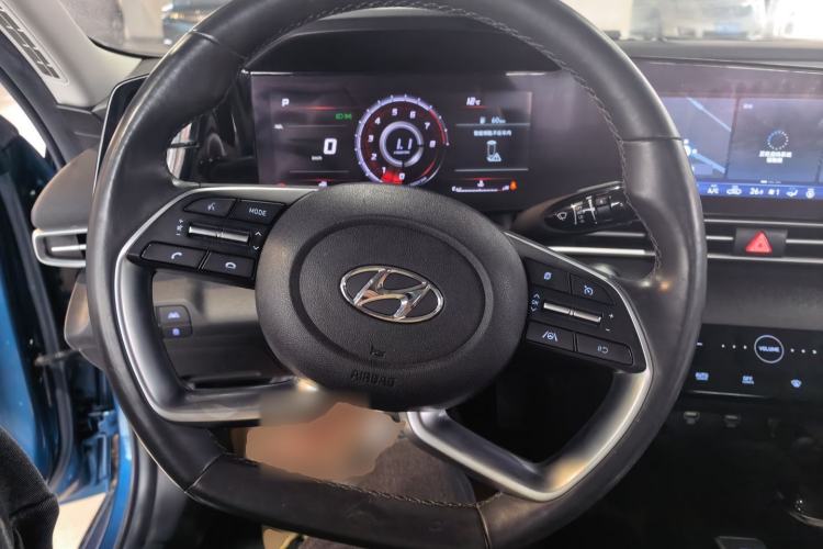 Used Hyundai Elantra 2021 1.5L CVT LUX Prestige Edition