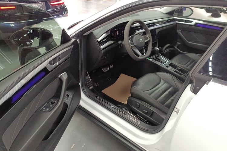 Used Volkswagen FAW-Volkswagen CC 2023 Hunting Vehicle 380TSI Hunter's Heart Edition