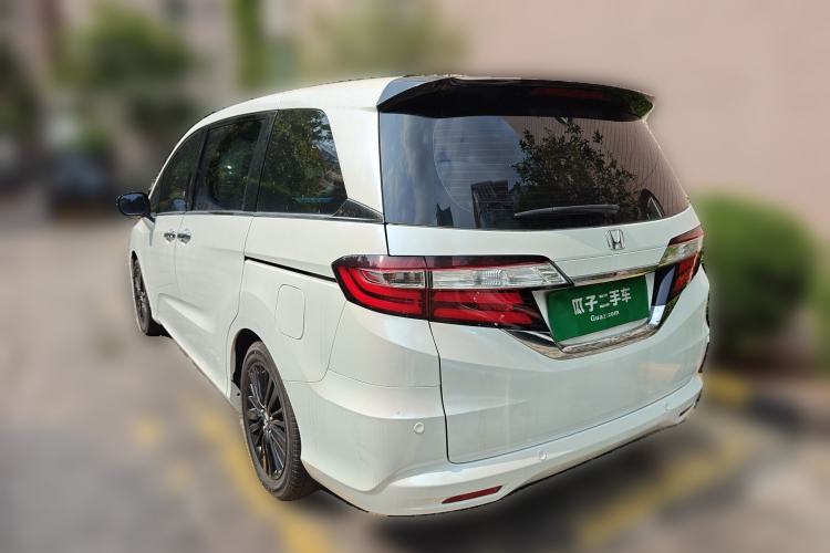 Used Honda Odyssey 2018 2.4L Luxury Edition Rear Left 45 Deg
