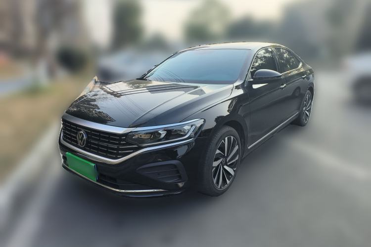 Used Volkswagen Passat 2025 Premium Version 380TSI Dragon Edition