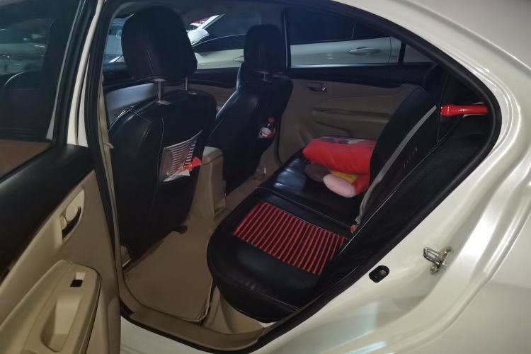 Used Suzuki Alivio 2015 1.6L Manual Comfort Model Left Rear Seat