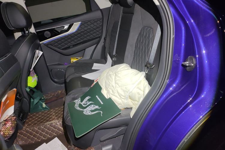 Used Hongqi HS5 2019 2.0T Smart Connect Flagship All-Wheel-Drive Version
