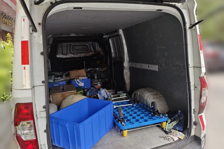 Used SAIC MAXUS EV30 2021 Pure Electric Smart Logistics Expert with Long Wheelbase—CATL