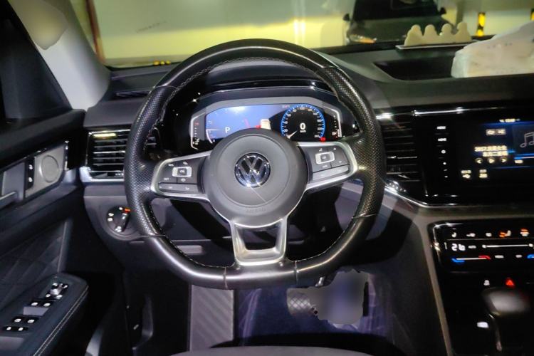 Used Volkswagen Teramont X 2019 330TSI Two-Wheel-Drive Prestige Luxury Edition