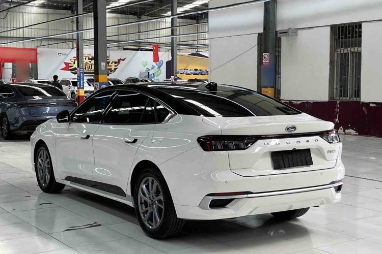 Used Ford Mondeo 2023 EcoBoost 245 Luxury Model Exterior 3