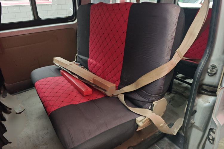 Used Dongfeng Xiaokang C36 2015 1.5L Base Version DK15-06 Left Rear Seat