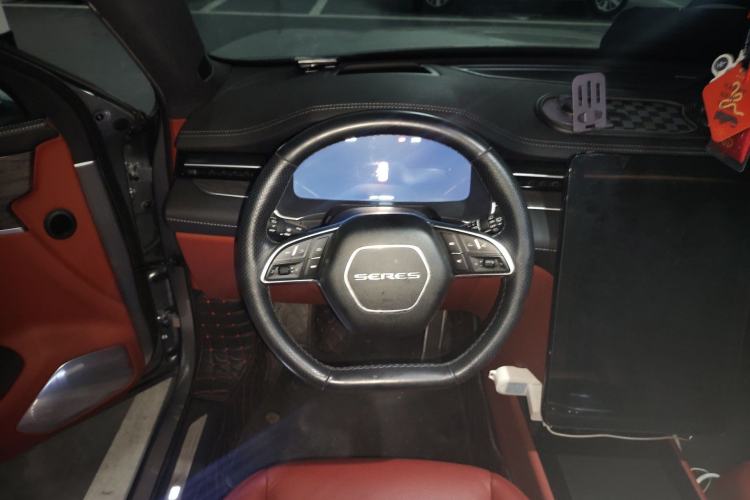 Used SERES SF5 2021 Huawei Smart Selection Four-Wheel Drive Edition Steering Wheel