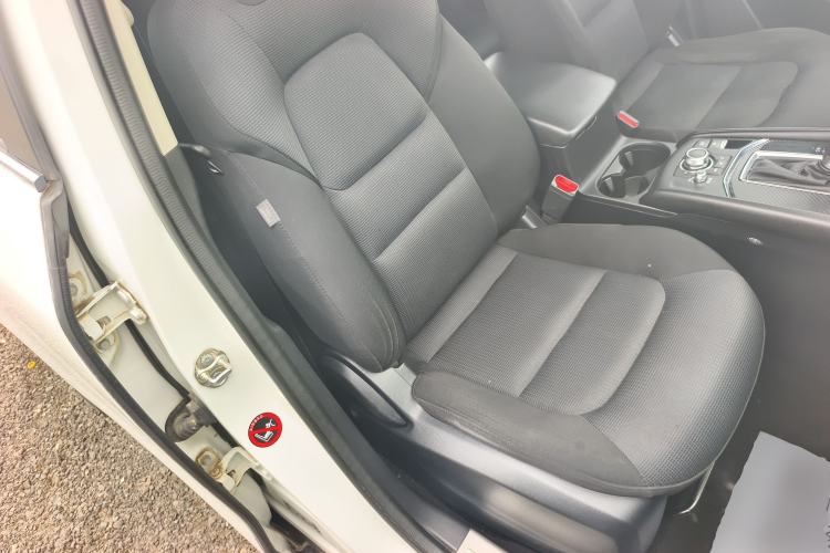 Used Mazda CX-5 2017 2.0L Automatic 2WD ZhiShang Trim China V Standard Right Front Seat