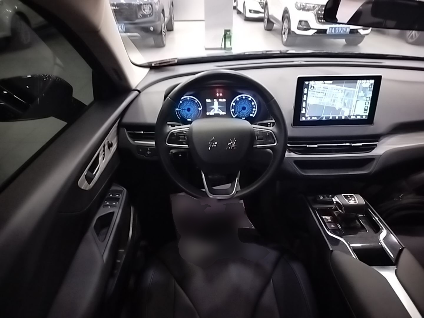 Hongqi E-QM5 2024 560km PLUS — снимка 13