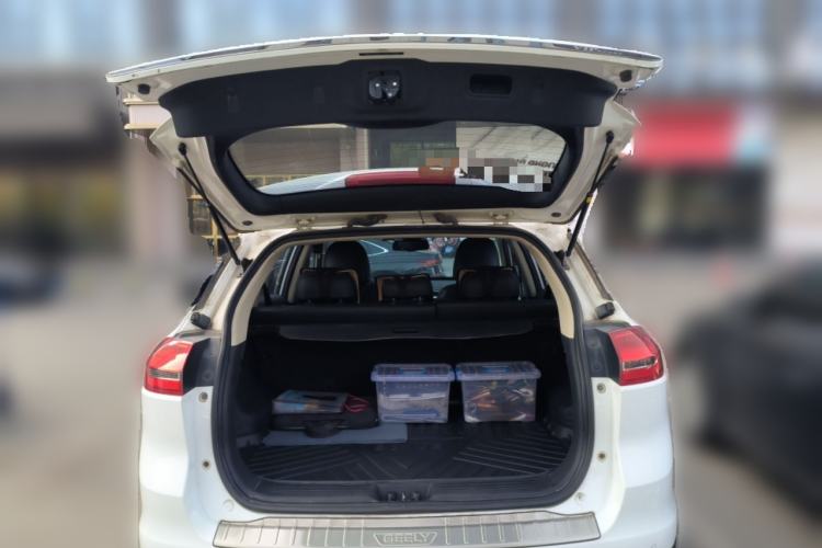 Used Geely Auto Emgrand X7 Sport 2016 1.8TD Automatic Smart Model Trunk