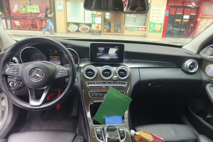 Used Mercedes-Benz C-Class 2015 C 200 L