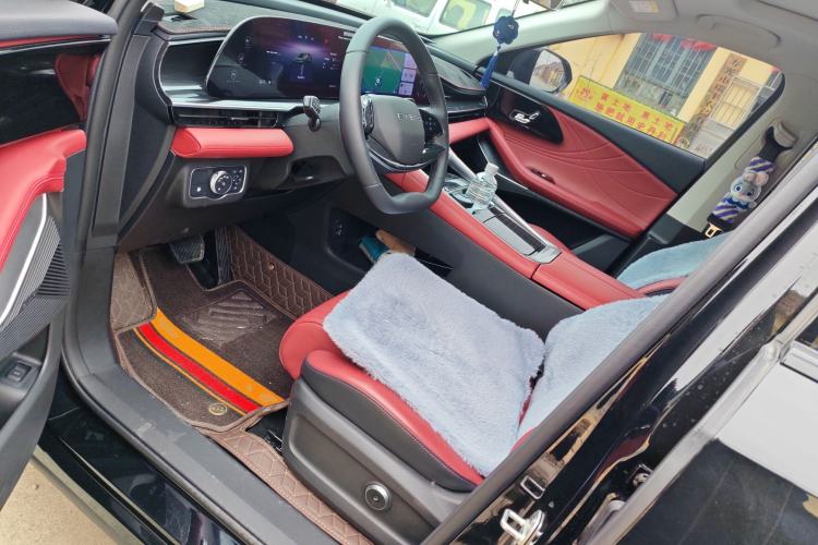 Used EXEED Stellar C-DM 2025 210 Extended-Range Pro Two-Wheel Drive