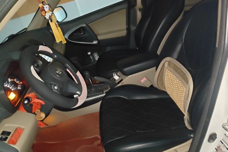 Used Toyota RAV4 2011 2.0L Automatic 4x4 Edition
