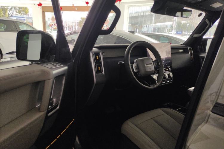 Used iCAR V23 2025 501 Four-Wheel Drive Intelligent Driving Version