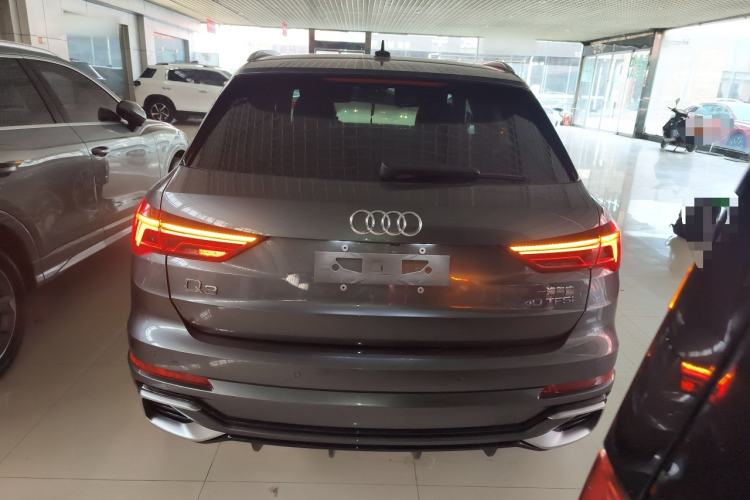 Used Audi Q3 2024 40 TFSI Fashion Dynamic Model