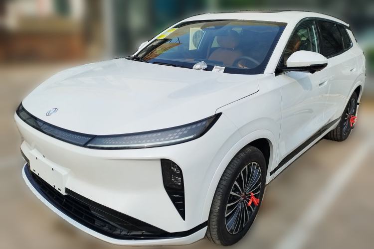 Used Dongfeng Aeolus L8 2025 Model 185KM Dream Edition