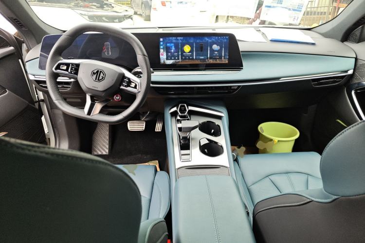 Used MG 7 2023 1.5T DCT Luxurious Supreme Edition