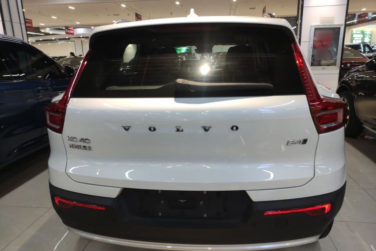 Used Volvo XC40 2025 B4 4x4 Smart Luxury Edition
