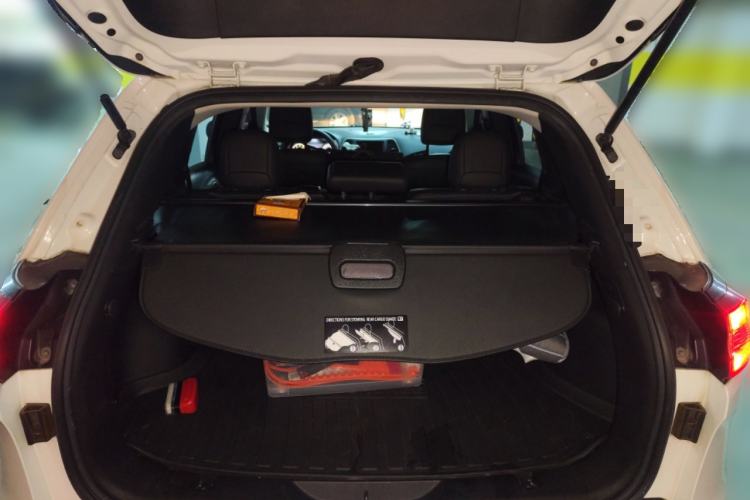 Used Jeep Cherokee 2017 2.0L Superior Edition
