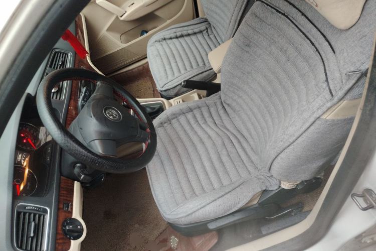 Used Volkswagen Lavida 2013 Restyled Classic 1.6L Automatic Comfort Edition