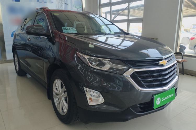 Used Chevrolet Equinox 2018 535T Automatic YuJie Edition Front Right 45 Deg