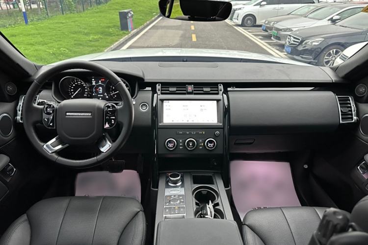 Used Land Rover Discovery 2019 3.0 SC V6 SE
