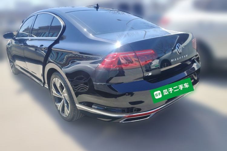 Used Volkswagen Magotan 2021 330TSI DSG 30th Anniversary Edition Rear Left 45 Deg