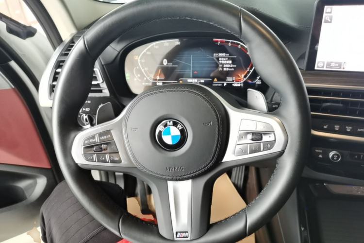 Used BMW X3 2023 Restyled xDrive30i Leading Edition M Night Sky Package Steering Wheel