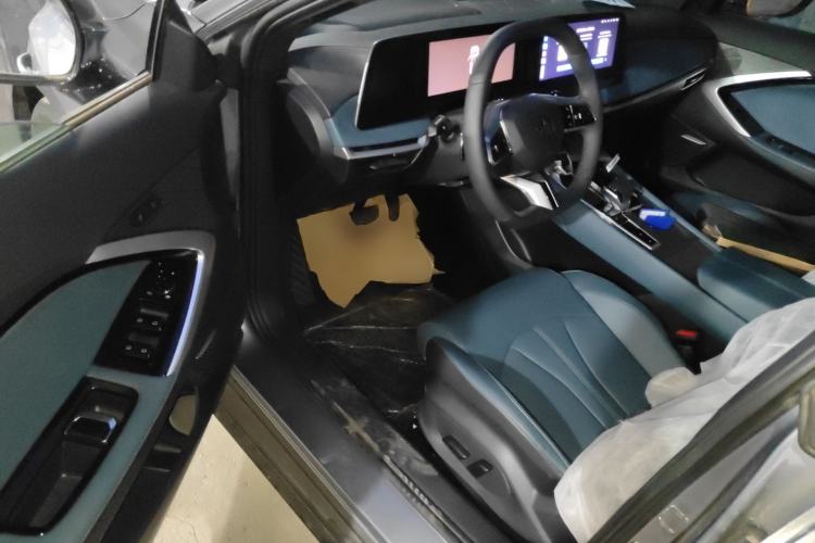 Used MG 7 2025 1.5T 300 DCT Luxury Edition Driver Seat