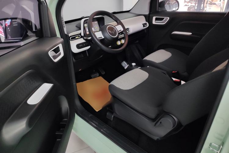 Used Wuling Hongguang MINIEV 2024 3rd Generation 215km Youth Edition Driver Seat