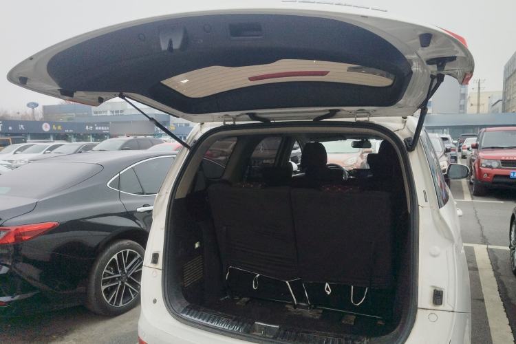 Used Baojun 730 2019 1.5T CVT Fashion Model 7 Seats China VI Emission Standard