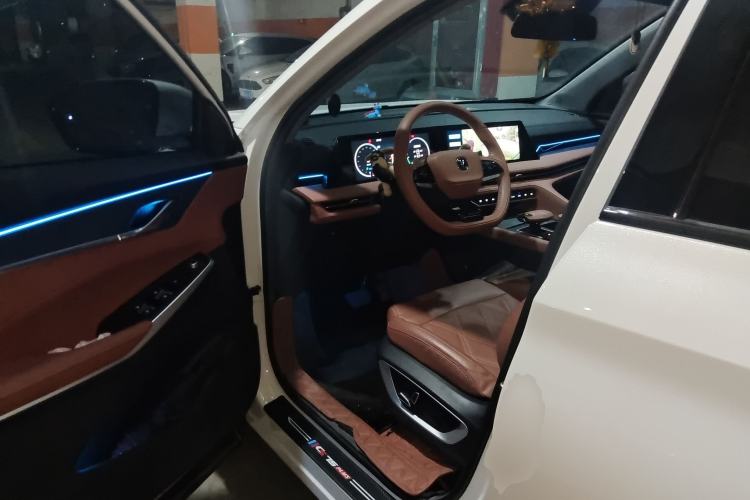 Used Changan CS75 PLUS iDD 2023 ZhiDian iDD Smart Leading Model
