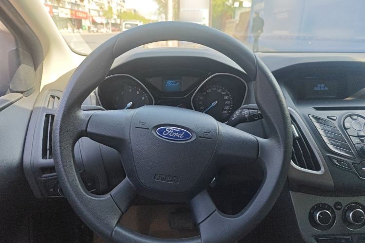 Used Ford Focus 2012 Hatchback 1.6L Automatic Comfort Model
