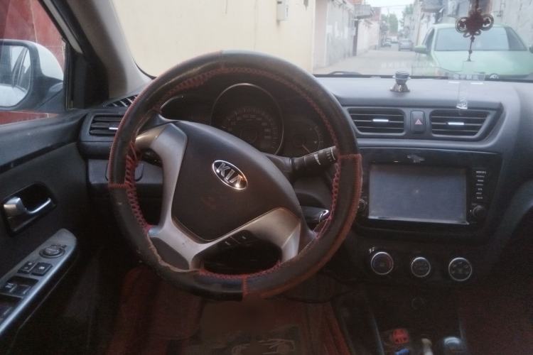 Used Kia K2 2015 Sedan 1.4L MT GLS Steering Wheel