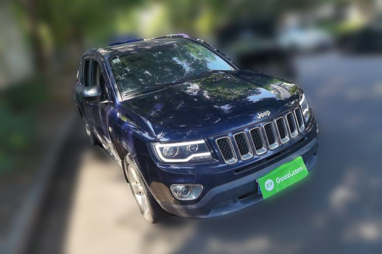 Used Jeep Compass 2012 2.4L four-wheel-drive sport version