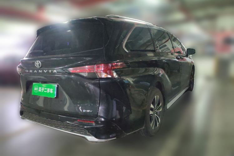 Used Toyota Granvia 2024 2.5L Hybrid Luxury Edition Rear Right 45 Deg