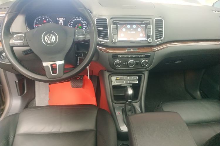 Used Volkswagen Sharan 2014 2.0 TSI Comfort Model
