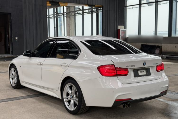 Used BMW 3 Series 2019 320i M Sport Package
