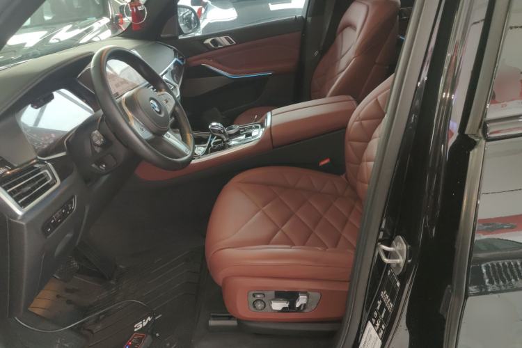 Used BMW X5 2022 xDrive 40Li Luxury Edition M Sport Package