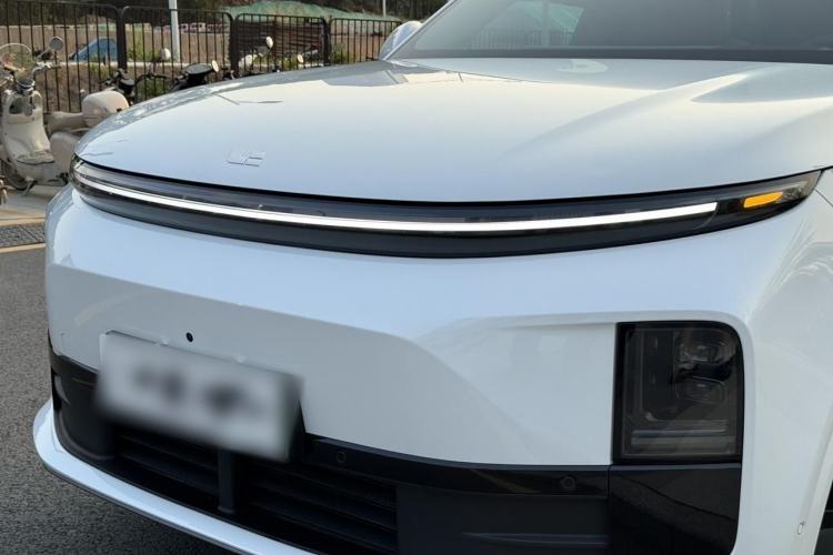 Used Li Auto L6 2024 Pro Model Exterior 2