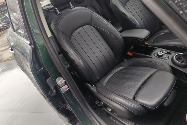 Used MINI Countryman 2018 2.0T COOPER S ALL4 Artist Right Front Seat