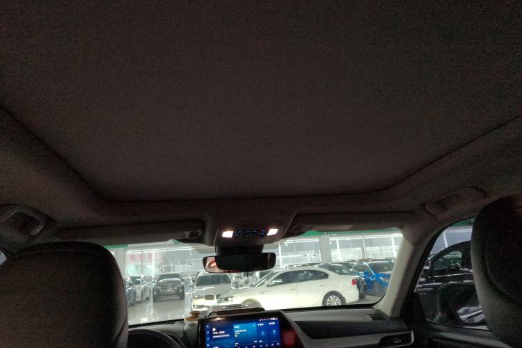 Used Toyota Highlander 2022 Dual-Engine 2.5L Four-Wheel Drive Prestige Version 7 Seats
