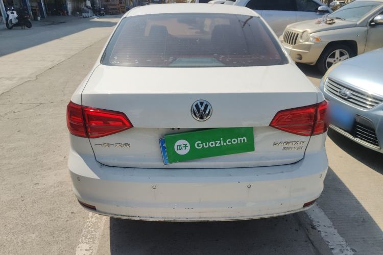 Used Volkswagen Sagitar 2015 1.6L Automatic Comfort Model