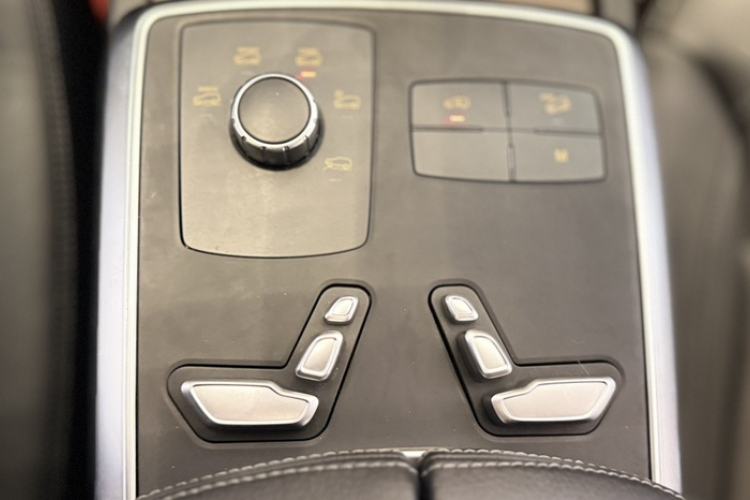 Used BAIC Off-Road BJ90 2021 4.0T Prestige Edition Interior 4